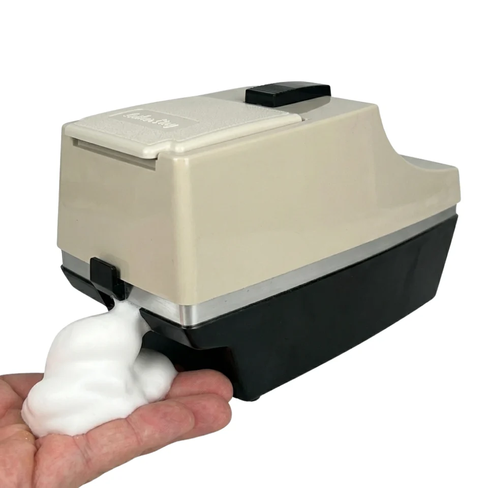 Campbell's PCS WHISPER Latherking Hot Lather Machine